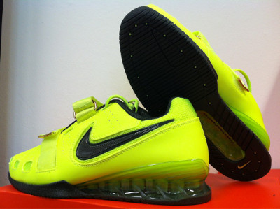 nike romaleos yellow